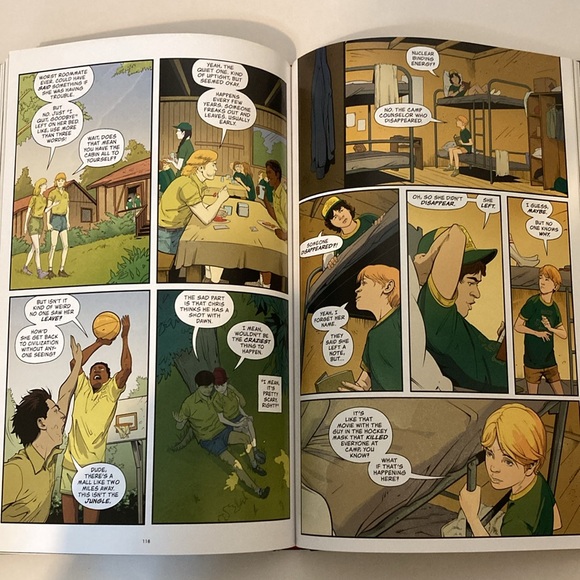 Stranger Things: Library Ed. Volume 1 & Dungeons & Dragons graphic novel books - Picture 5 of 12